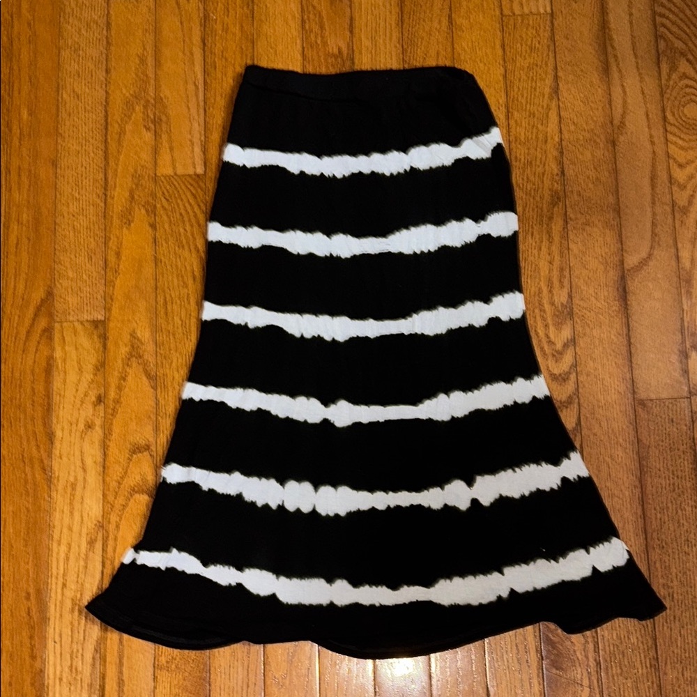 Black and White Striped Women's Skirt